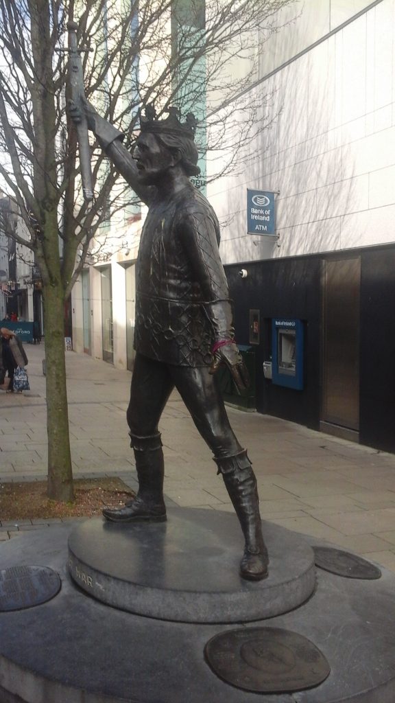 Statue of Richard Harris